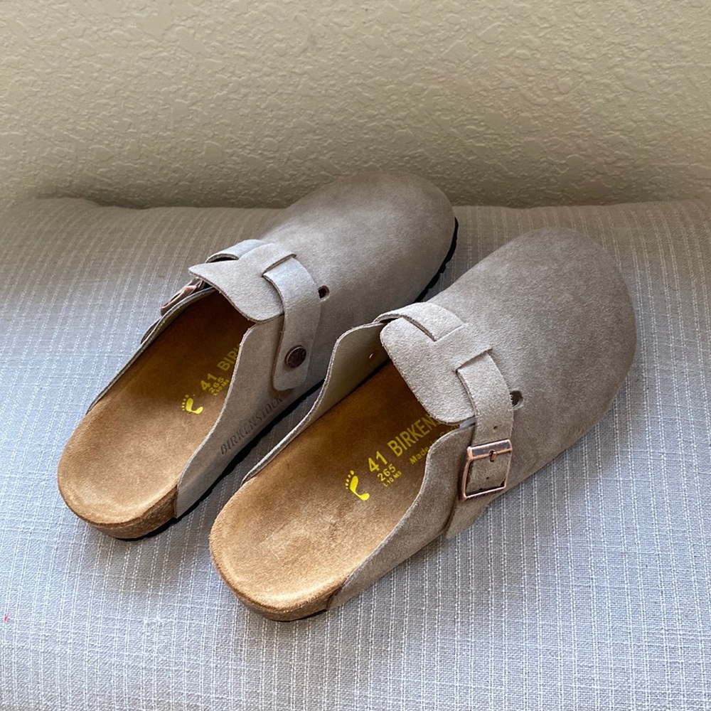 NEW Birkenstock Boston Clogs Taupe Suede 41